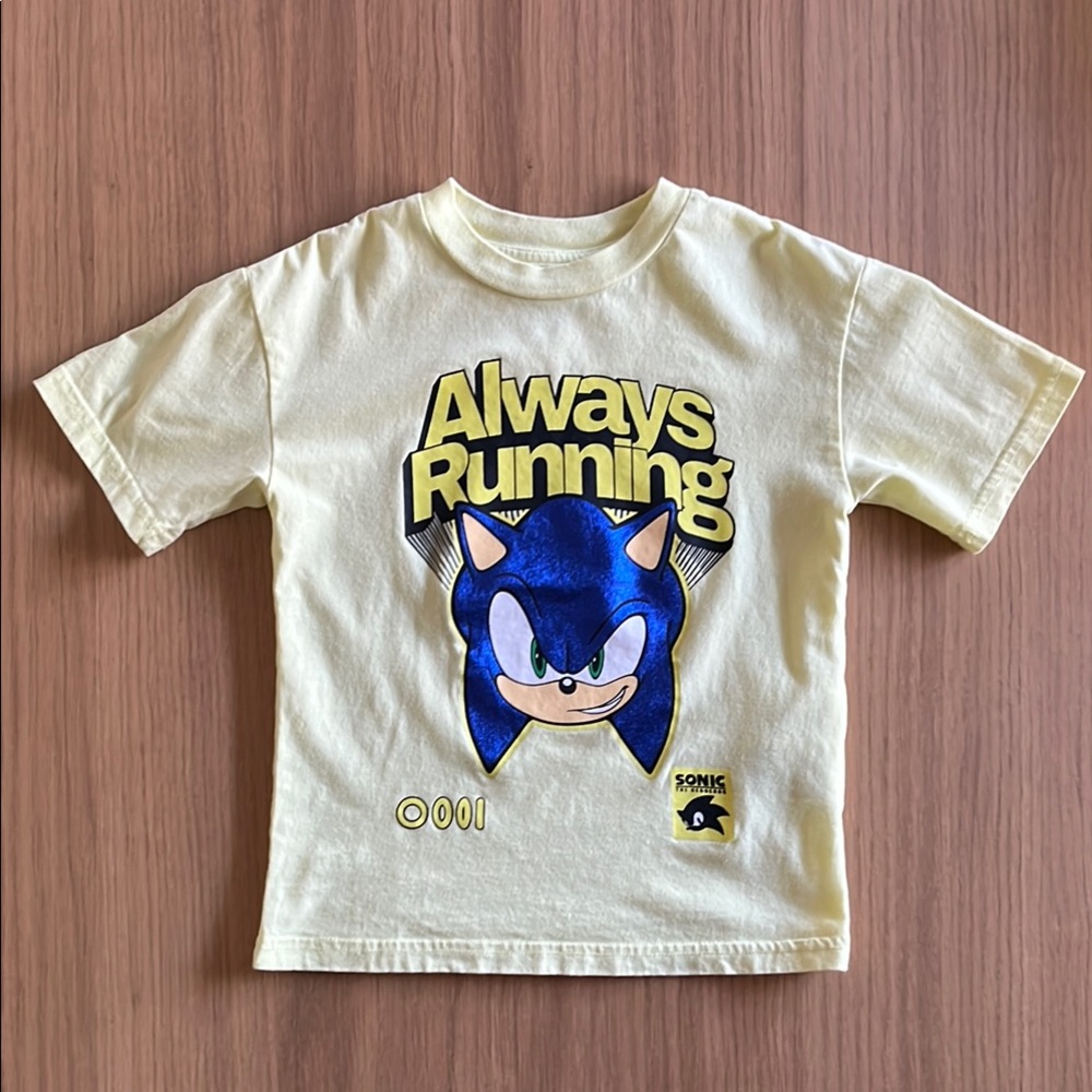 H&M,kid’s Sonic the hedgehog Cotton t-shirt, light yellow, blue size 3/4